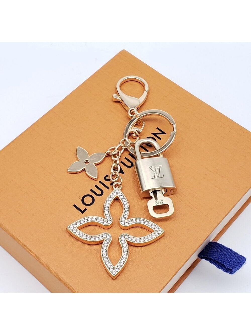 Authentic Louis Vuitton Gold Lock & Box w/ Unbranded Clover Bagcharm - Picture 2 of 9